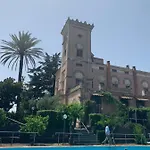 度假居 Con Piscina