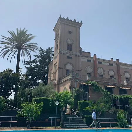 Holiday home Con Piscina