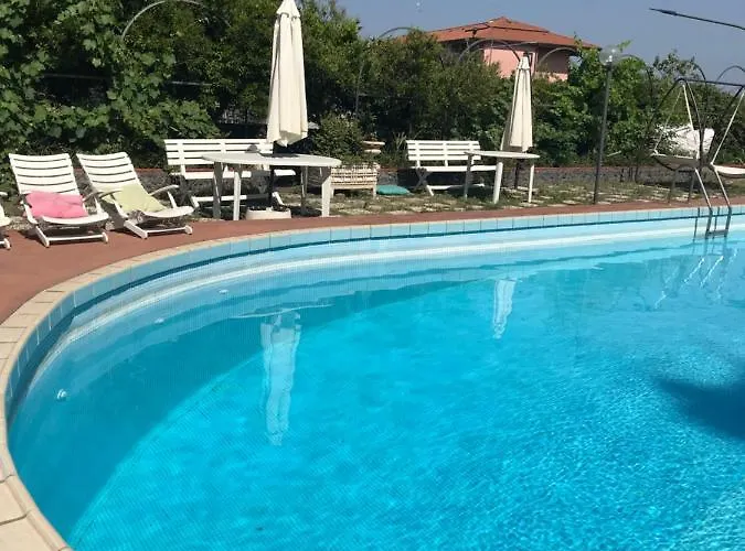 Con Piscina Vakantiehuis Mascalucia