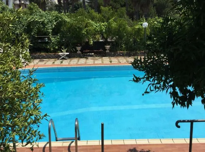 Con Piscina Vakantiehuis