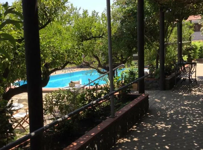 Vakantiehuis Con Piscina